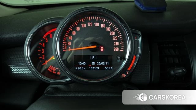 Mini Cooper D id 4305049 из Кореи 18