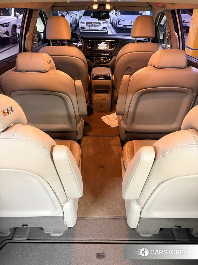 Kia The New Carnival id 4305143 из Кореи 8