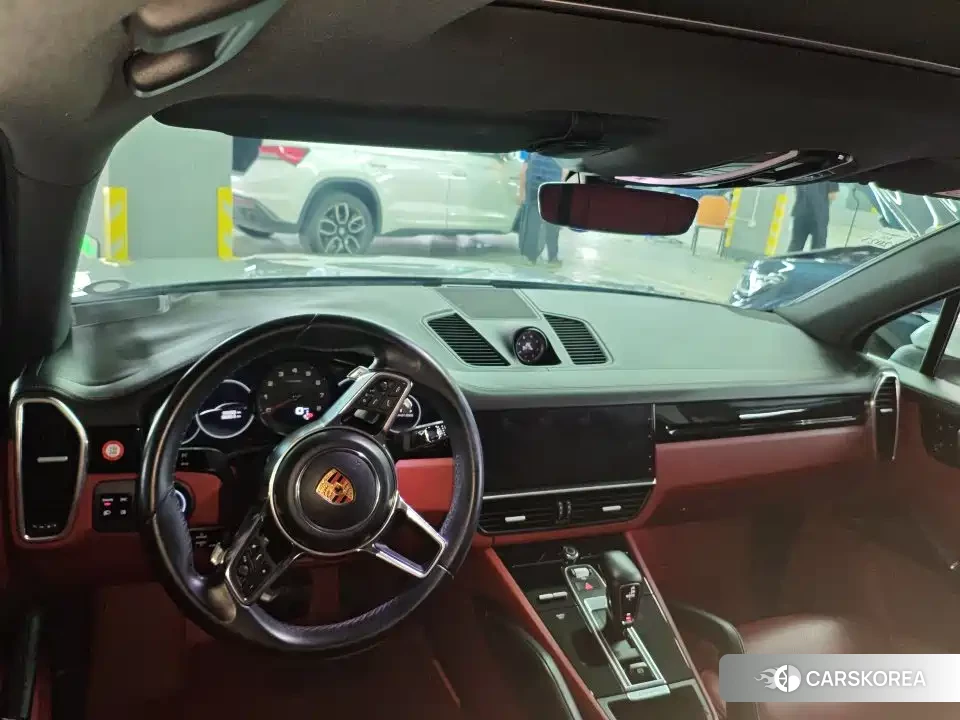 Porsche Cayenne id 4546656 из Китая 8