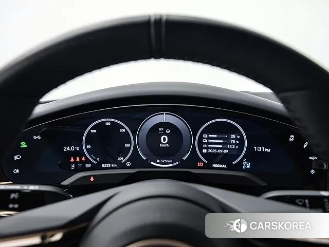 Porsche Taycan id 3185103 из Кореи 17