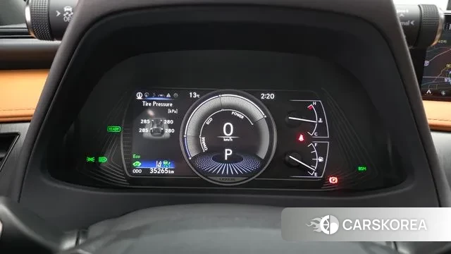 Lexus UX250h id 3766065 из Кореи 18