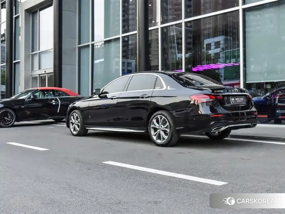 Mercedes-Benz E-Class id 4644619 из Китая 13