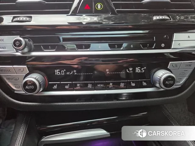 BMW 5 Series (G30) id 3407751 из Кореи 18