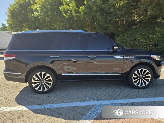 Lincoln Navigator 4th generation id 4740288 из Кореи 18
