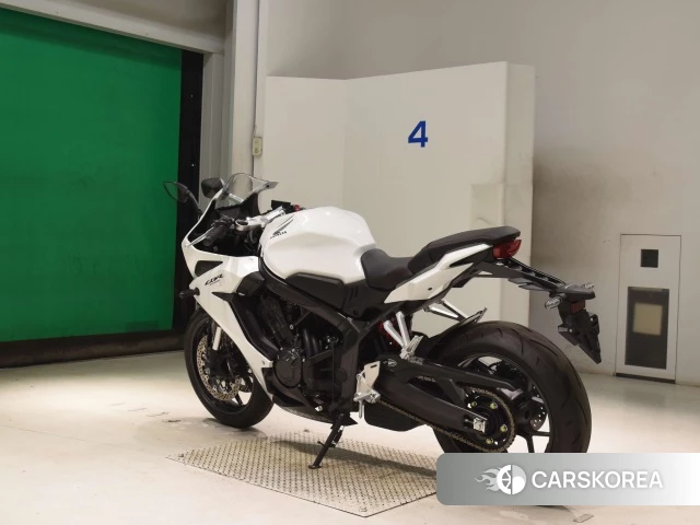 Honda CBR650R id 4373985 из Японии 8