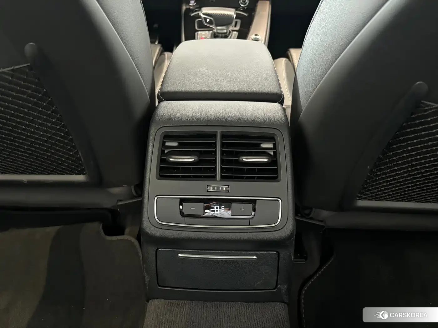 Audi A4L id 4546345 из Китая 13