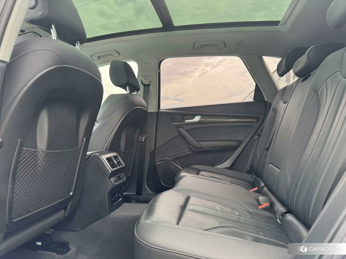 Audi Q5L id 4419316 из Китая 23