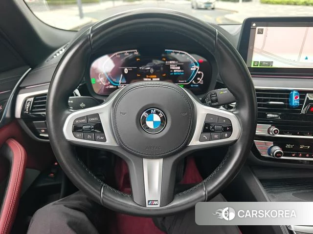 BMW 5 series PHEV id 4274635 из Китая 9