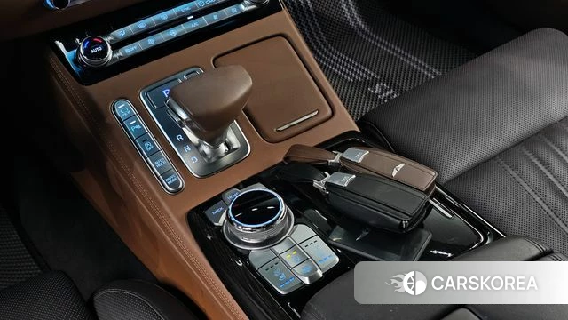 Genesis G90 id 4626135 из Кореи 30
