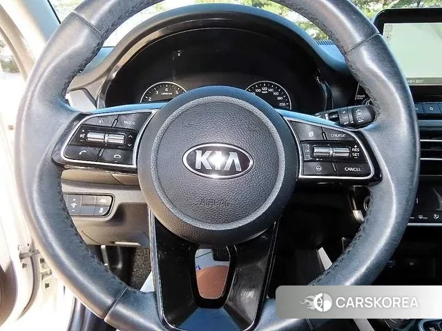 Kia Seltos id 3708385 из Кореи 18