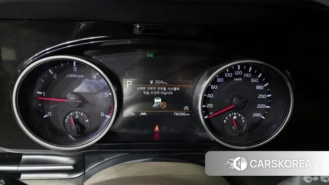 Kia Carnival 4th generation id 3281767 из Кореи 18