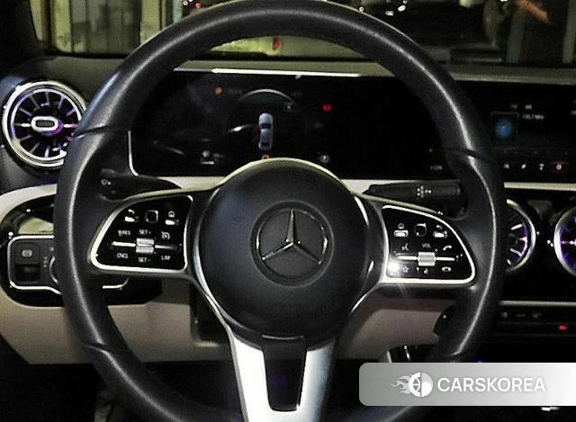 Mercedes-Benz A-Class W177 id 4453409 из Кореи 18