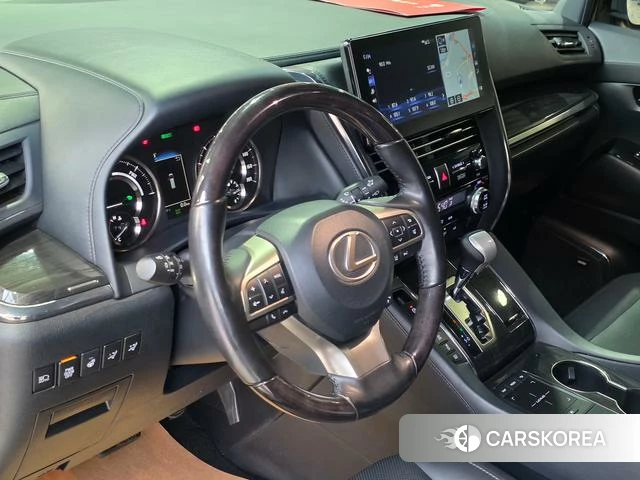 Lexus LM id 4272469 из Китая 24