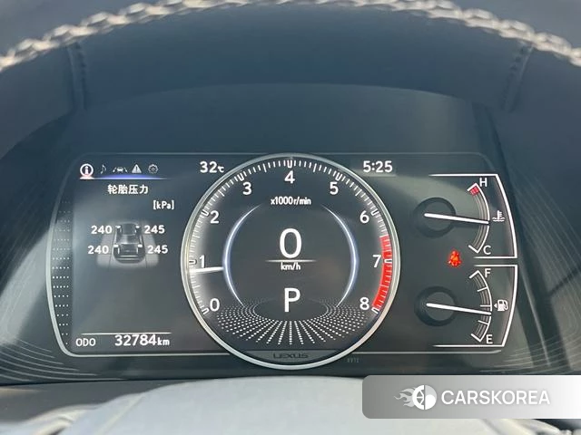 Lexus ES id 4300130 из Китая 18