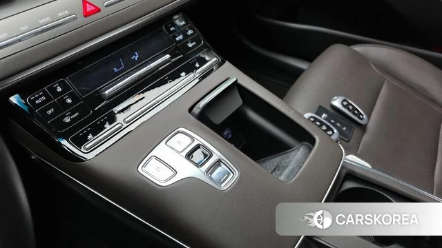 Hyundai The New Grandeur IG Hybrid id 4196226 из Кореи 34