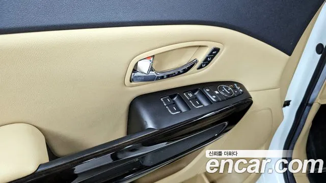 Kia The New Carnival id 2660601 из Кореи 18