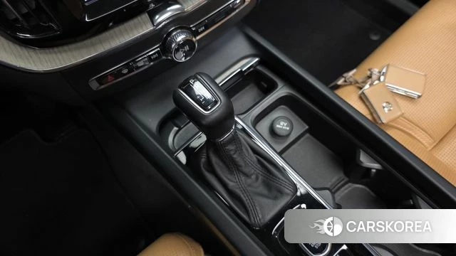 Volvo XC60 second Generation id 4448335 из Кореи 32