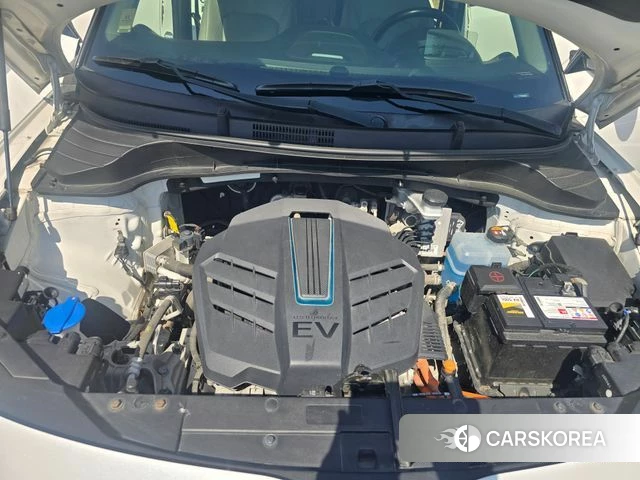 Kia Soul Booster EV id 4325365 из Кореи 15