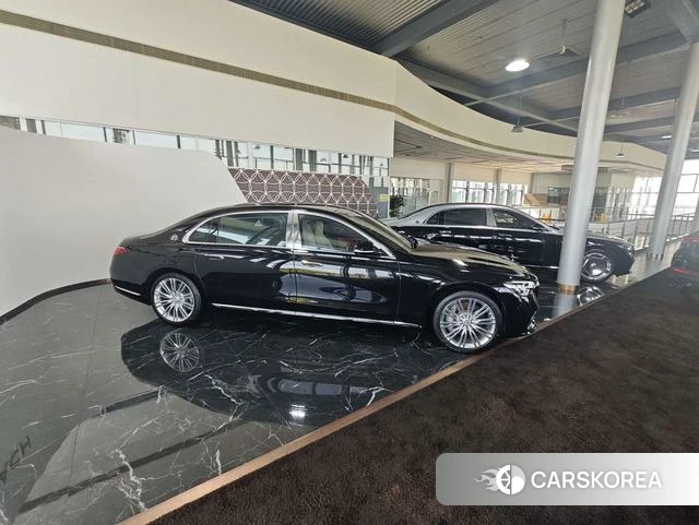 Mercedes-Benz Maybach S-class id 4241537 из Китая 8