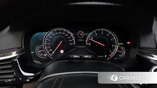 BMW 5 Series (G30) id 3018762 из Кореи 18