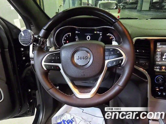 Jeep Grand Cherokee id 2908081 из Кореи 18