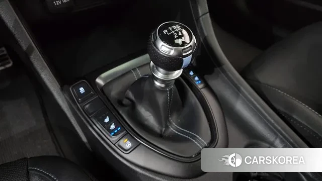 Hyundai Veloster (JS) id 3646943 из Кореи 18