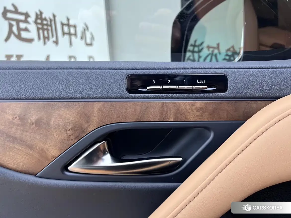 Lexus LX id 4553680 из Китая 29
