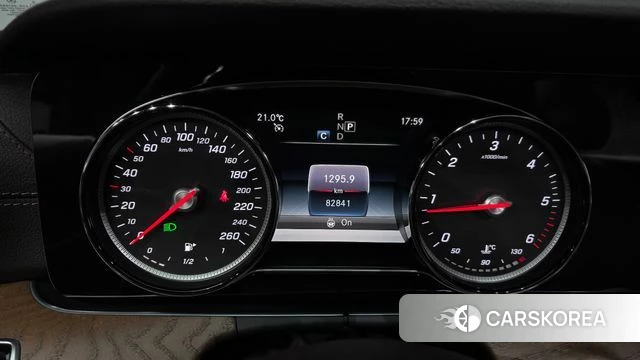 Mercedes-Benz E-Class W213 id 4232650 из Кореи 30