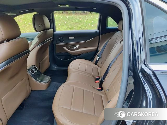 Mercedes-Benz E-class id 4257961 из Китая 8