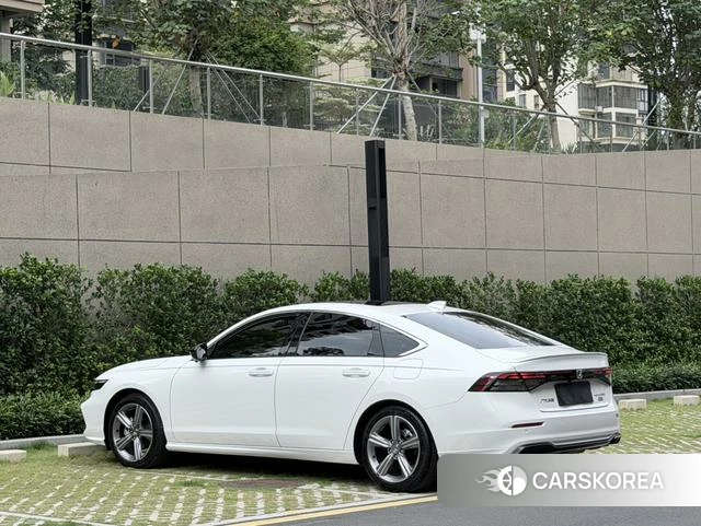 Honda Accord id 4307036 из Китая 10