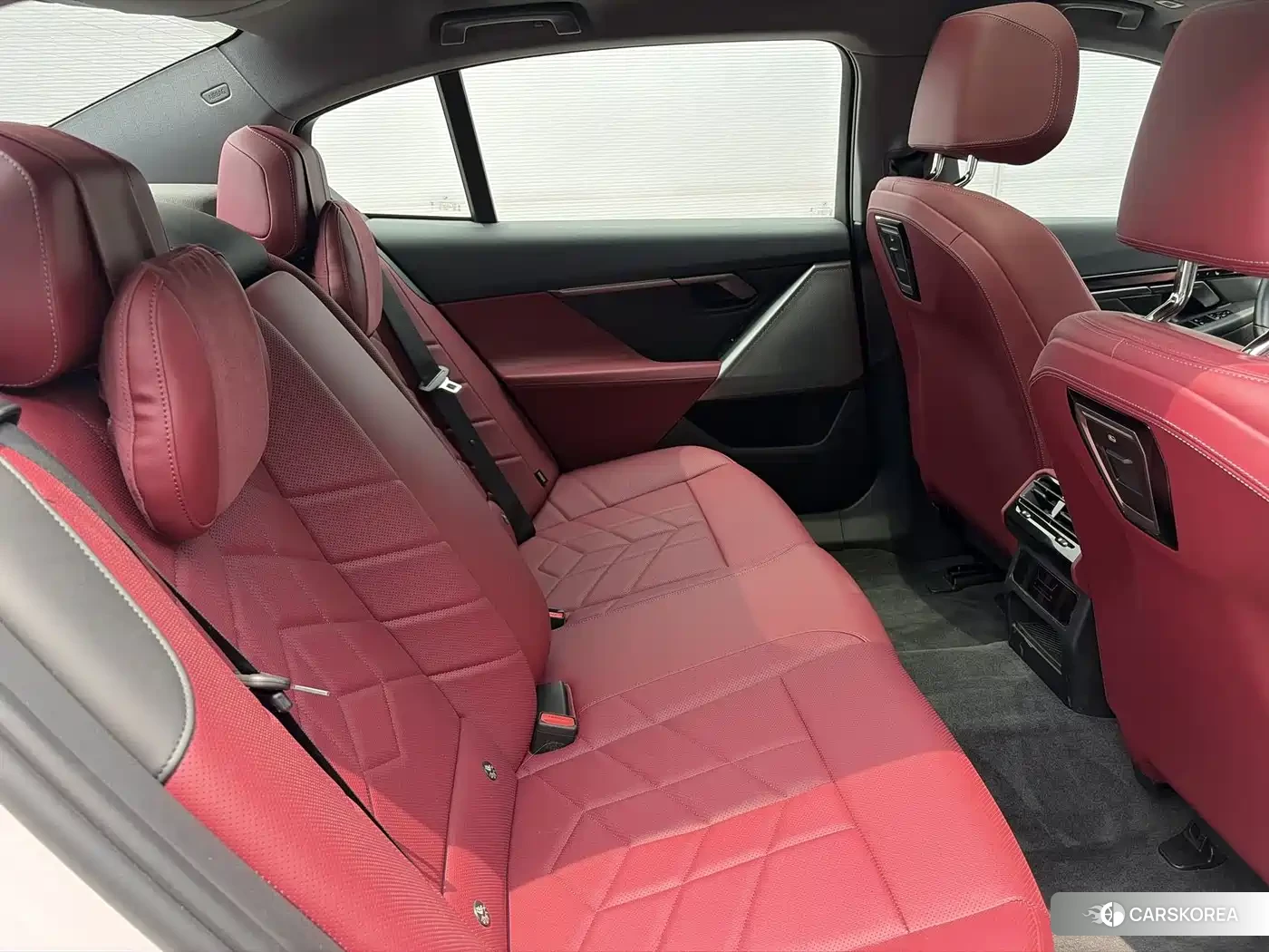BMW i5 id 4606960 из Китая 11