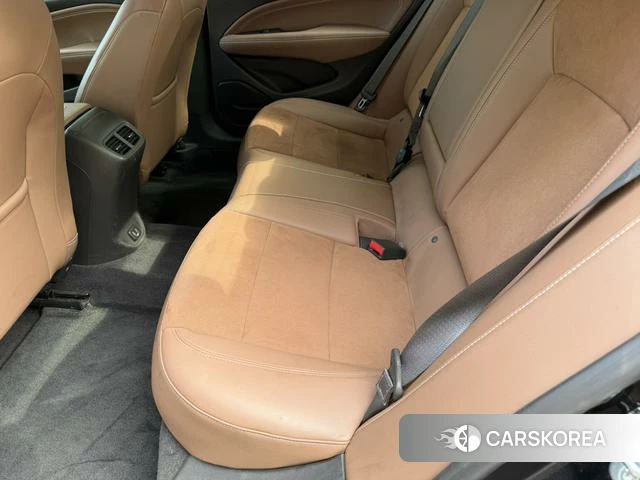 Buick Regal id 4214539 из Китая 17