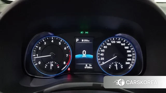 Hyundai The New Kona id 3556949 из Кореи 18