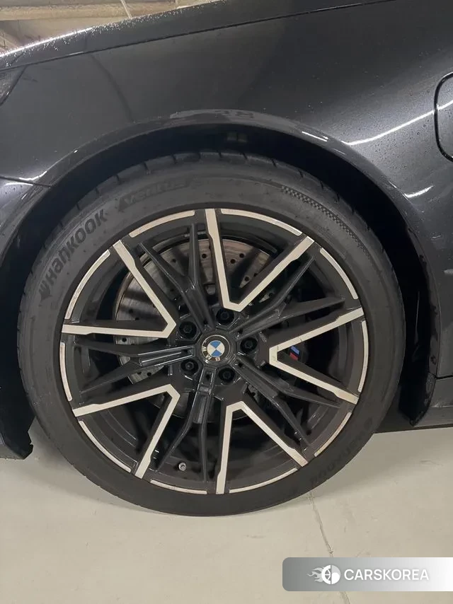 BMW M5 (G90) id 3560075 из Кореи 9