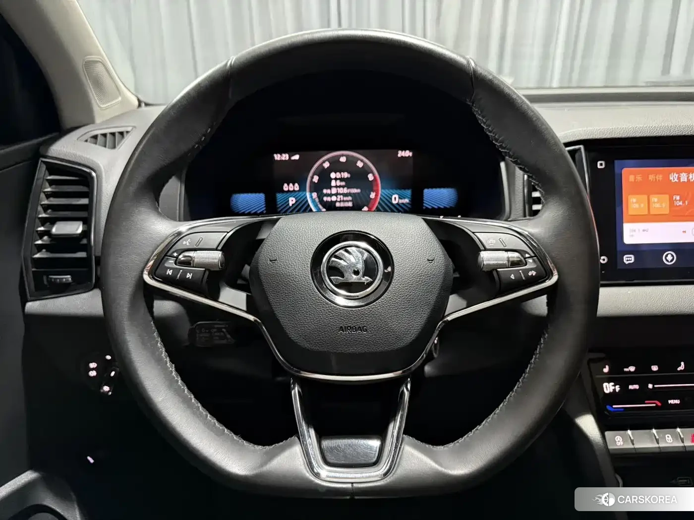 Skoda Karoq id 4686280 из Китая 17