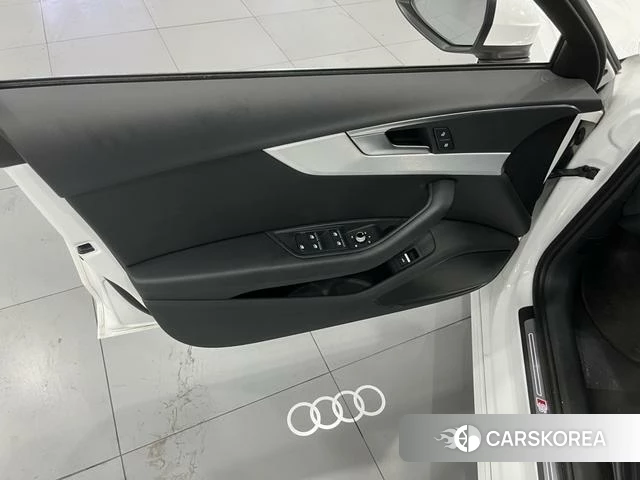 Audi A4L id 4341945 из Китая 13