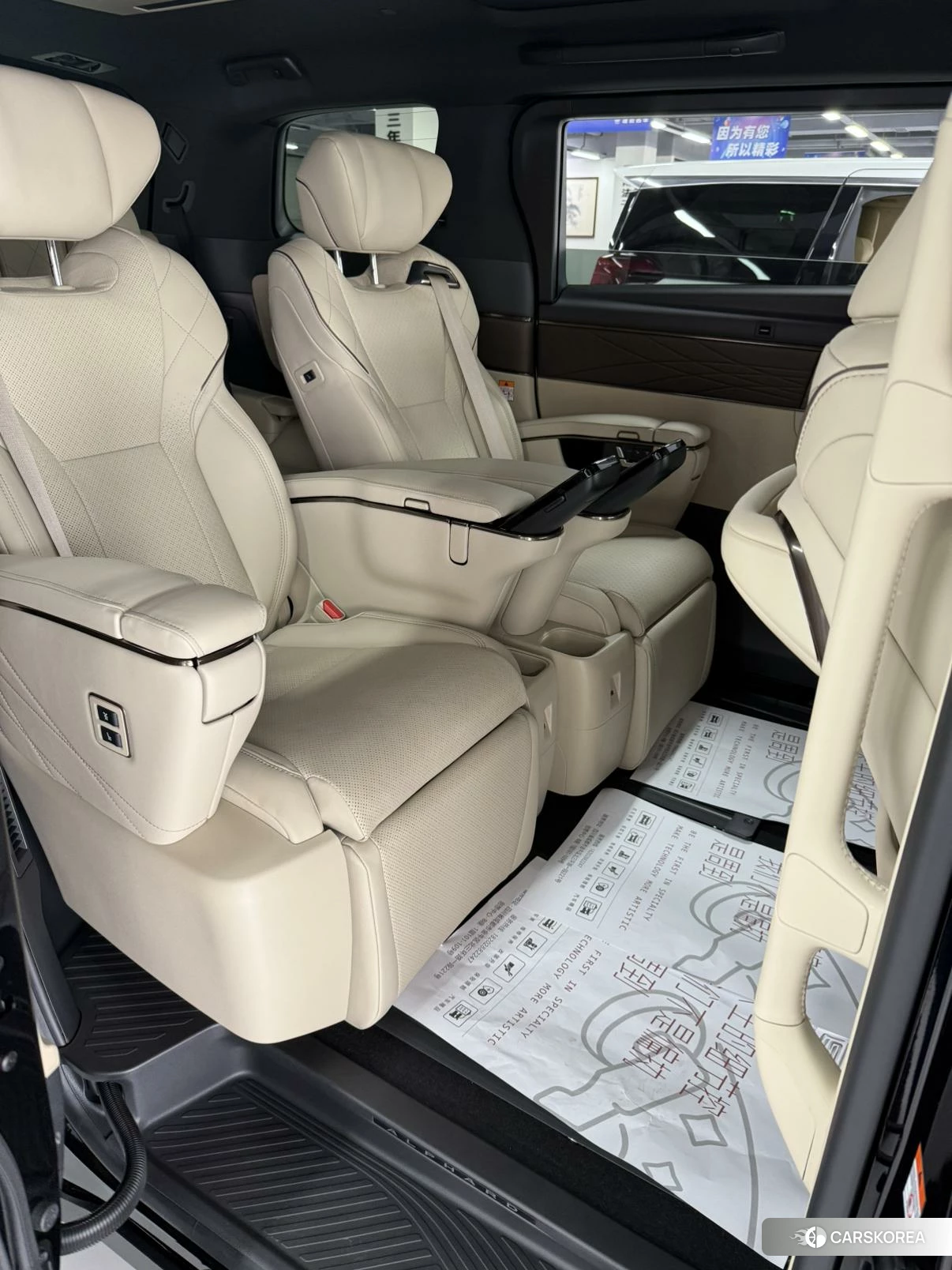 Toyota Elfa id 4441129 из Китая 8