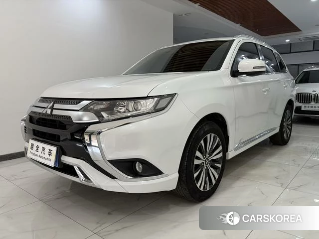 Mitsubishi  Outlander id 3890539 из Китая 16