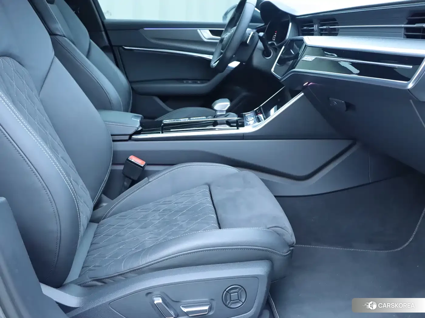 Audi S6 id 4600829 из Китая 23