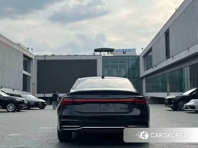 Audi A7L id 4300021 из Китая 13
