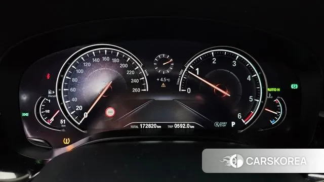 BMW 5 Series (G30) id 3515309 из Кореи 18