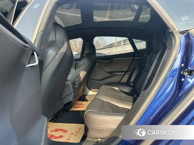 Tesla Model S id 4208250 из Китая 21