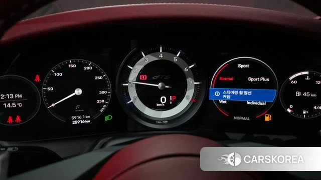 Porsche 911(992) id 4201409 из Кореи 18