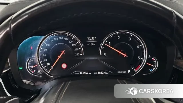 BMW 5 Series (G30) id 3718637 из Кореи 18