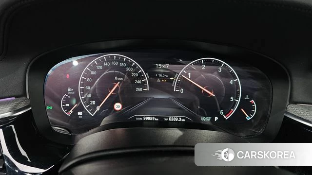 BMW 5 Series (G30) id 3924669 из Кореи 18