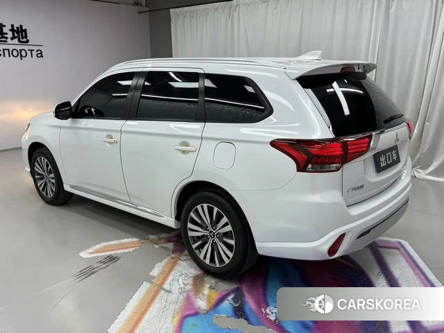 Mitsubishi  Outlander id 4218730 из Китая 8