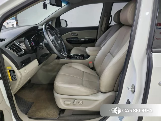 Kia The New Carnival id 4887354 из Кореи 18