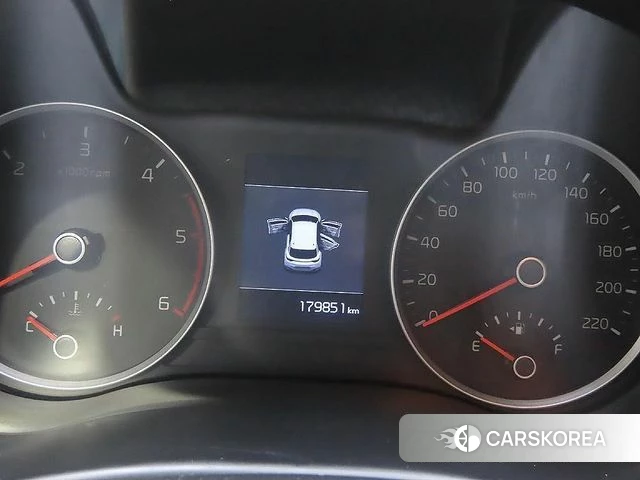 Kia Stonic id 4305002 из Кореи 18