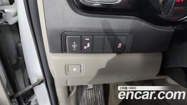 Kia All New Carnival id 2521541 из Кореи 18