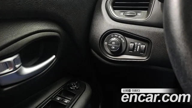 Jeep Renegade id 2548926 из Кореи 18